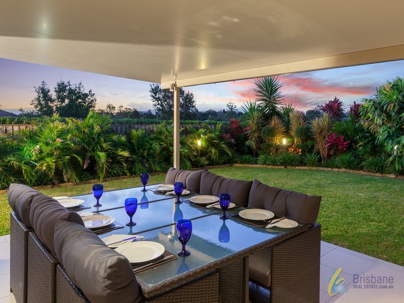 4 Redwood Street, Moggill QLD 4070