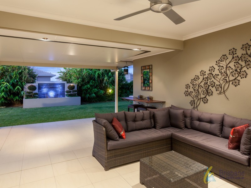 4 Redwood Street, Moggill QLD 4070