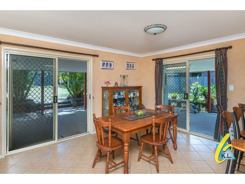 6 Kooralla Court, Karana Downs QLD 4306