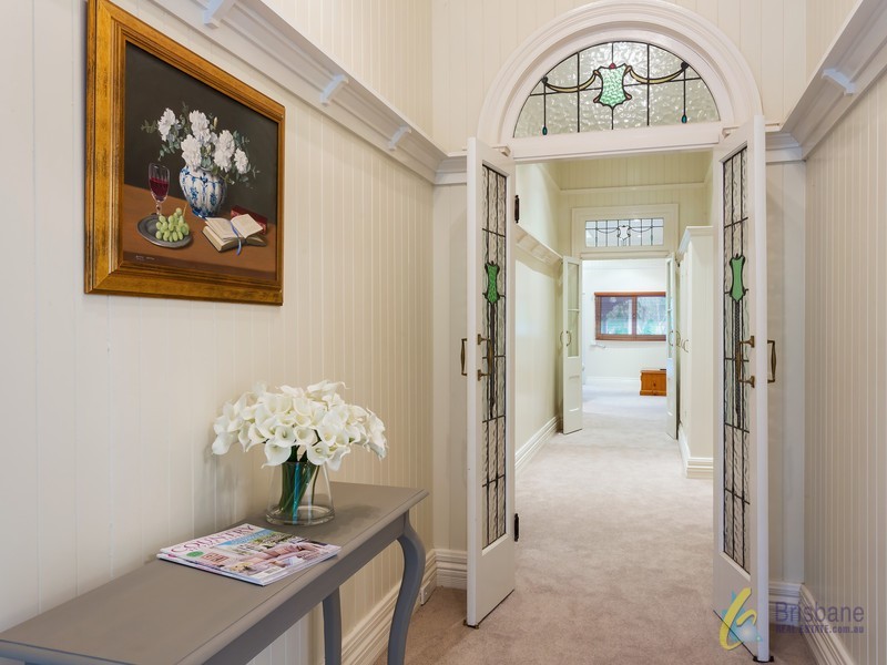 21 Jacaranda Avenue, Kenmore Hills QLD 4069