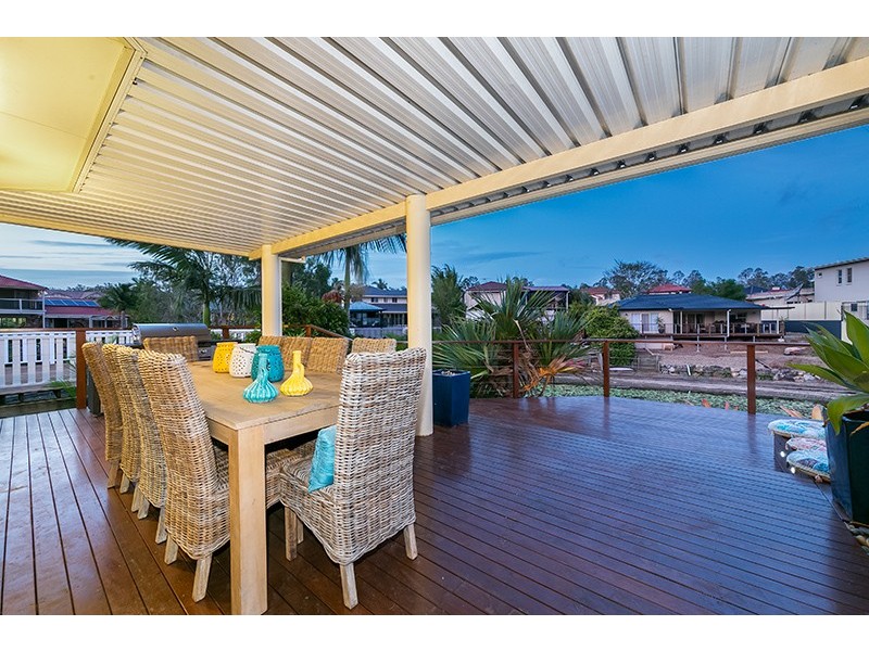 10 Newell Place, Westlake QLD 4074