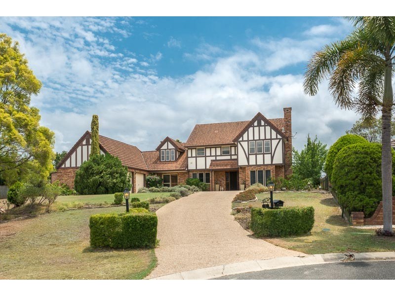 6 Softwind Court, Kenmore Hills QLD 4069