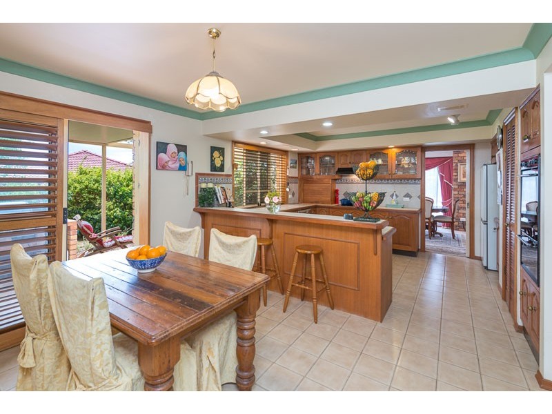 6 Softwind Court, Kenmore Hills QLD 4069