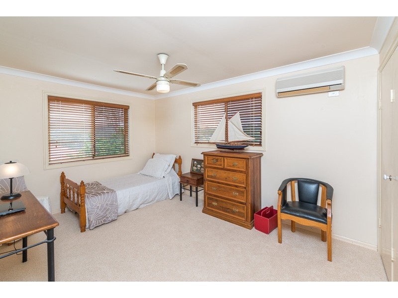 6 Softwind Court, Kenmore Hills QLD 4069