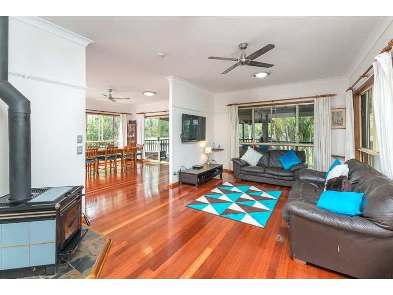 103 Huntingdale Street, Pullenvale QLD 4069