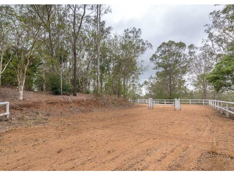 103 Huntingdale Street, Pullenvale QLD 4069