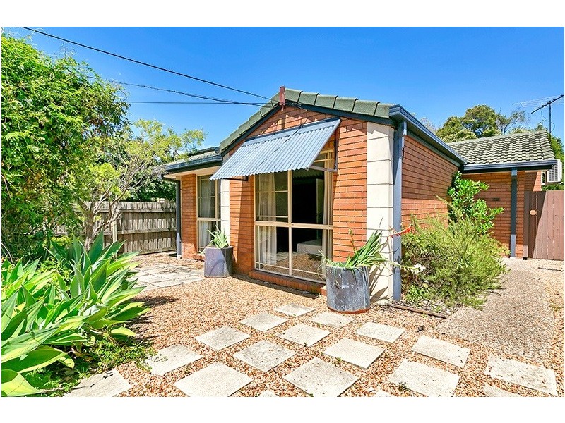 2 Murrell Street, Newmarket QLD 4051