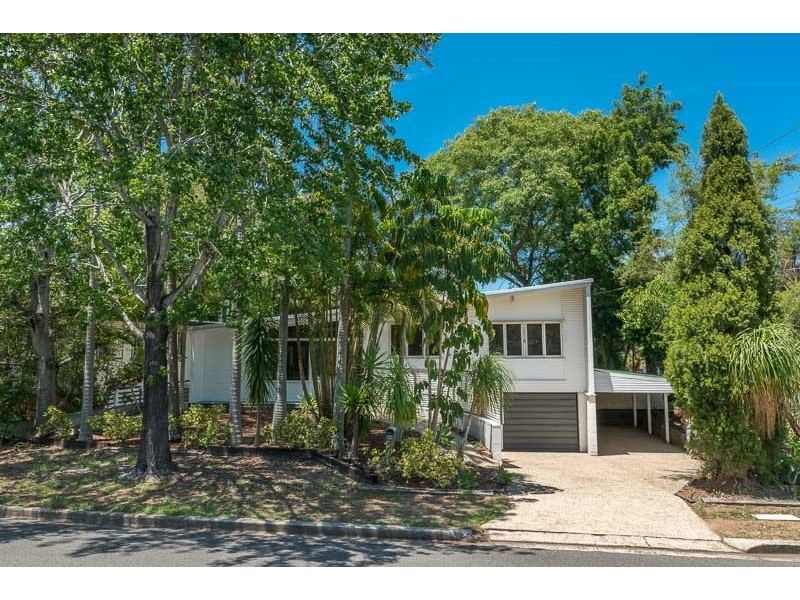 59 Gilruth Road, Kenmore QLD 4069