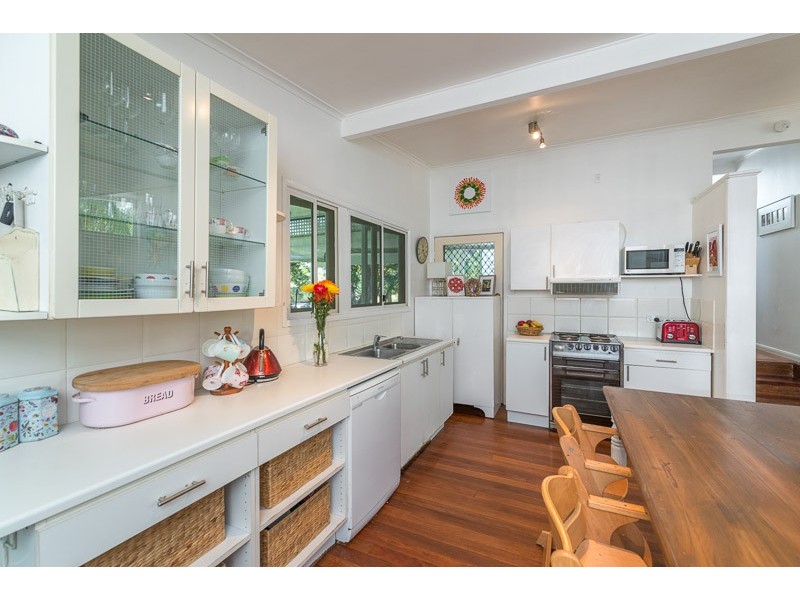 59 Gilruth Road, Kenmore QLD 4069