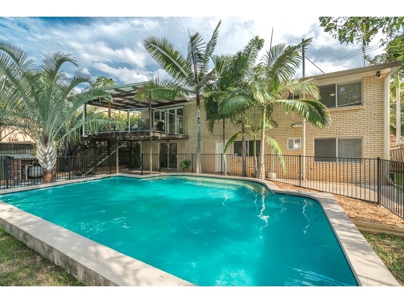 47 Twilight Street, Kenmore QLD 4069