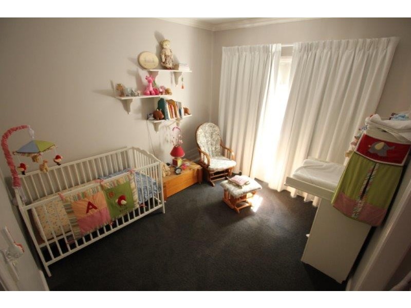 4 Valleybrook, Kenmore Hills QLD 4069