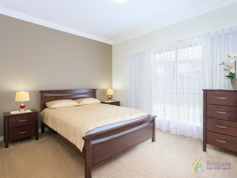 69 Feathertail Place, Wakerley QLD 4154