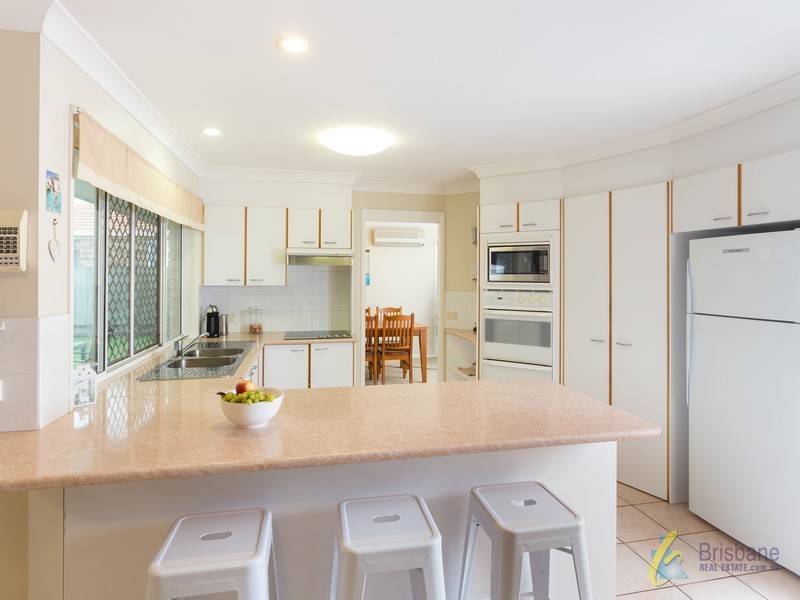 12 Apanie Street, Middle Park QLD 4074