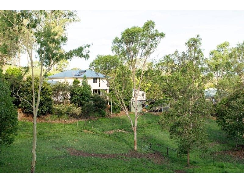 11 Creekwood, Pullenvale QLD 4069