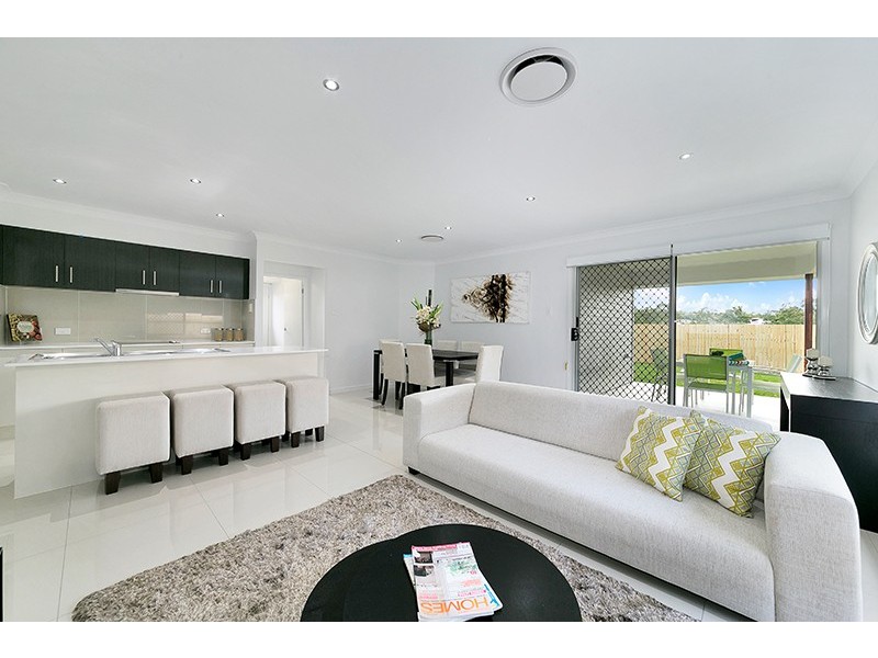 63 Fitzpatrick Cct, Augustine Heights QLD 4300