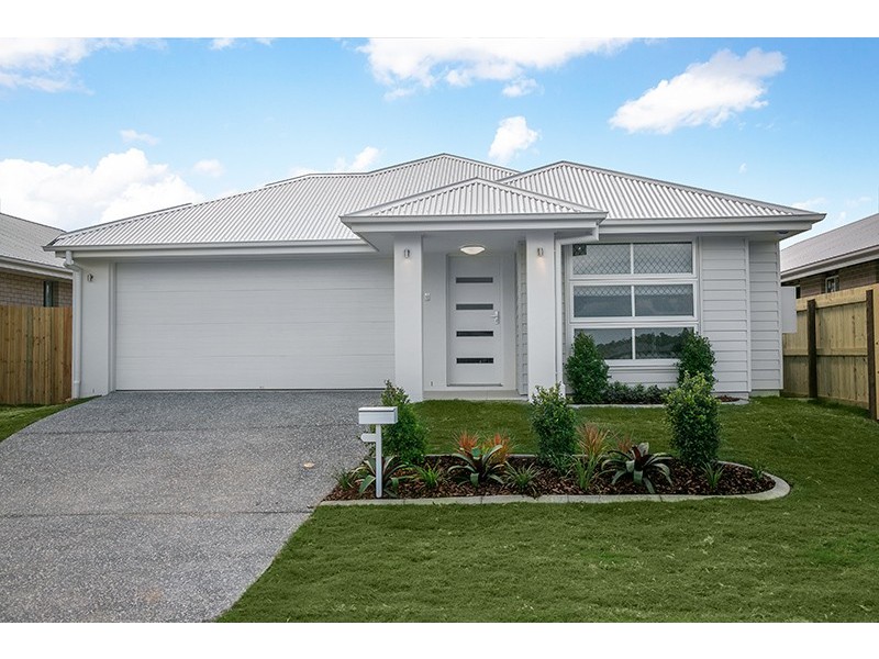 63 Fitzpatrick Cct, Augustine Heights QLD 4300