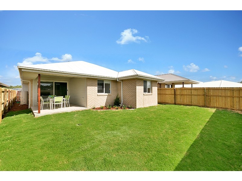 63 Fitzpatrick Cct, Augustine Heights QLD 4300