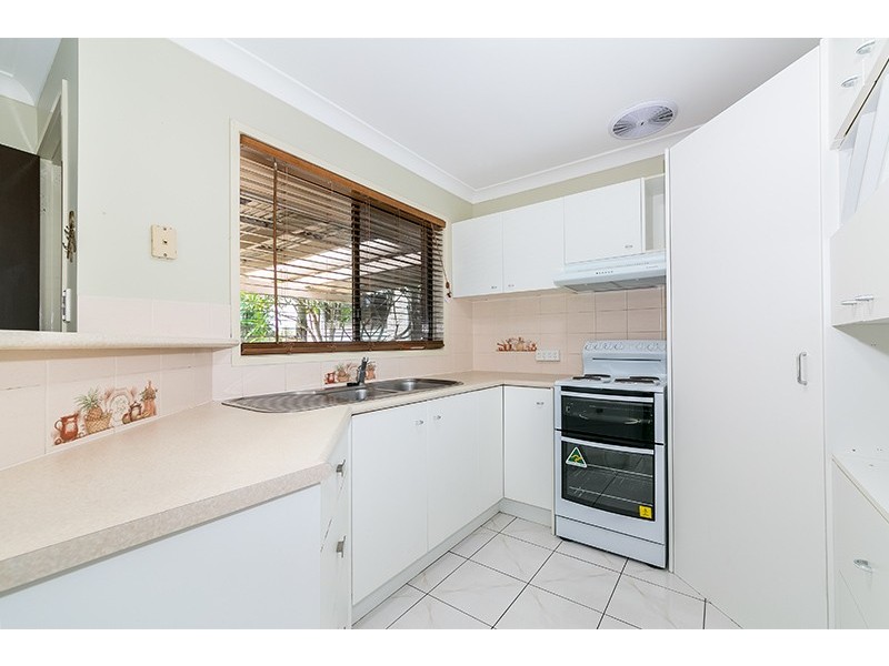 25 Hazelton Street, Riverhills QLD 4074