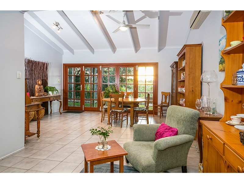 8 Okra Place, Bellbowrie QLD 4070