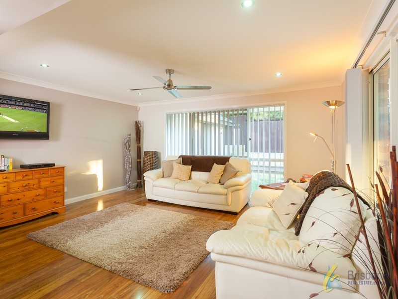 137 Wendouree Cres, Westlake QLD 4074