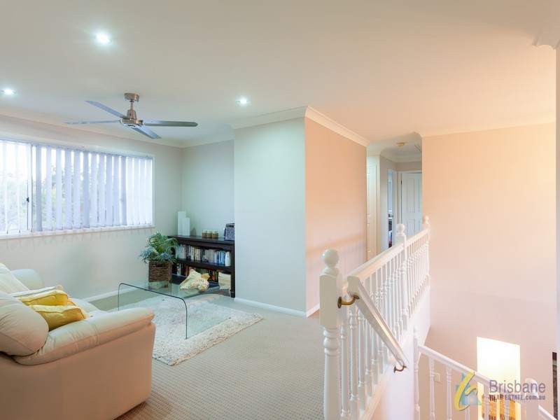 137 Wendouree Cres, Westlake QLD 4074