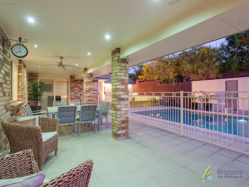 137 Wendouree Cres, Westlake QLD 4074