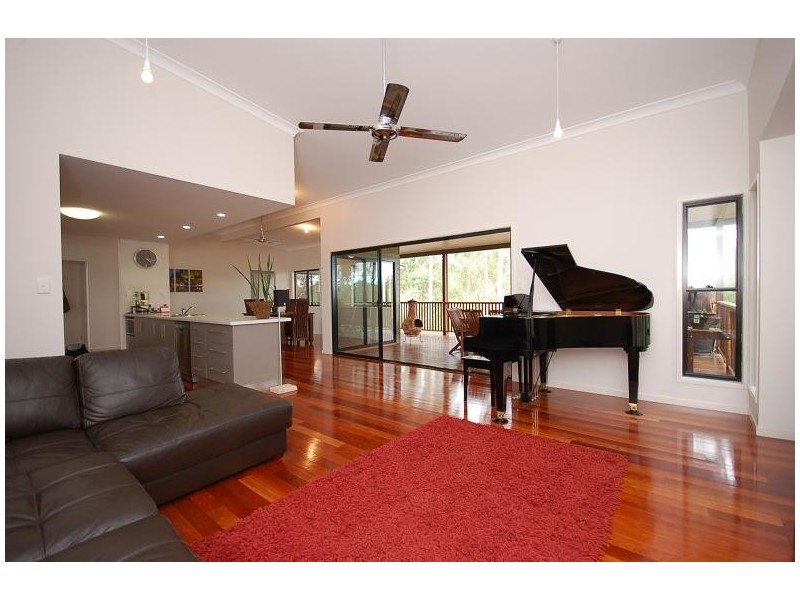 524 George Holt Drive, Mount Crosby QLD 4306