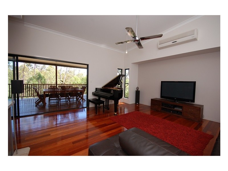 524 George Holt Drive, Mount Crosby QLD 4306