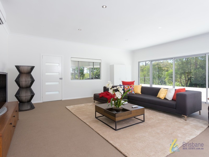 98 Mercury Street, Moggill QLD 4070