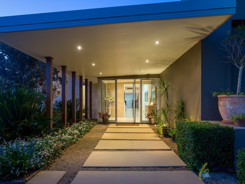 135 Airlie Road, Pullenvale QLD 4069