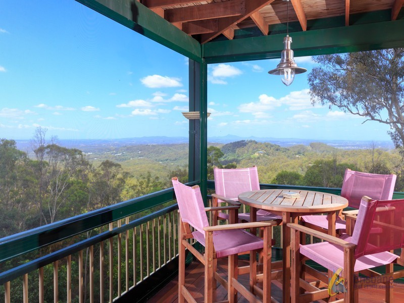 646 Haven Rd, Upper Brookfield QLD 4069