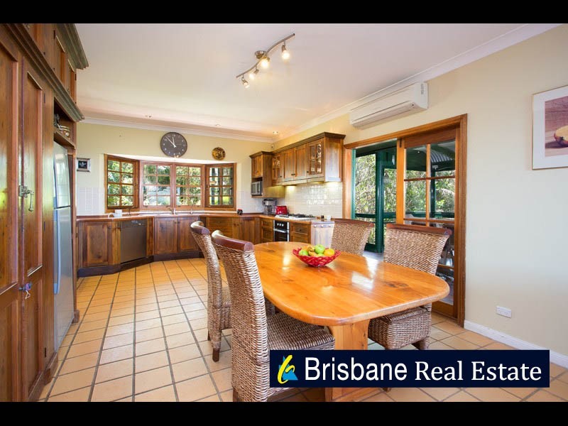 646 Haven Rd, Upper Brookfield QLD 4069