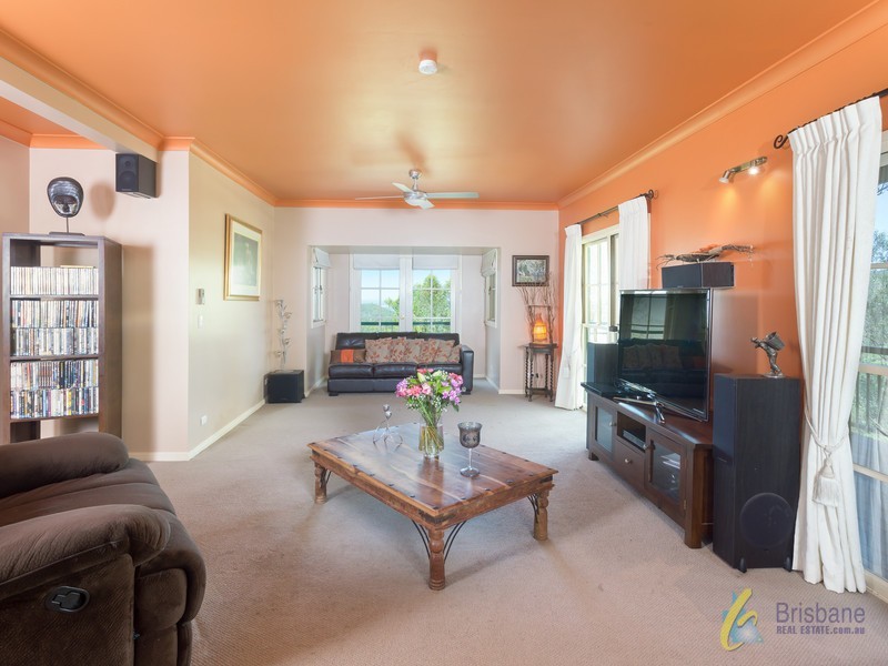 646 Haven Rd, Upper Brookfield QLD 4069