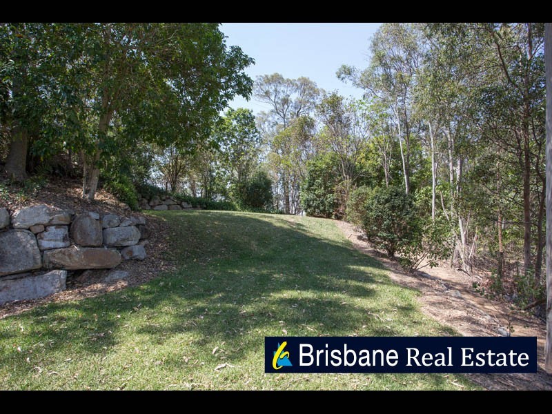 646 Haven Rd, Upper Brookfield QLD 4069