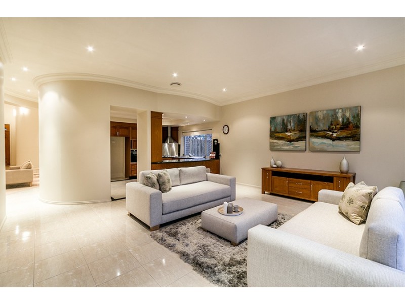 23 Wendouree Crescent, Westlake QLD 4074