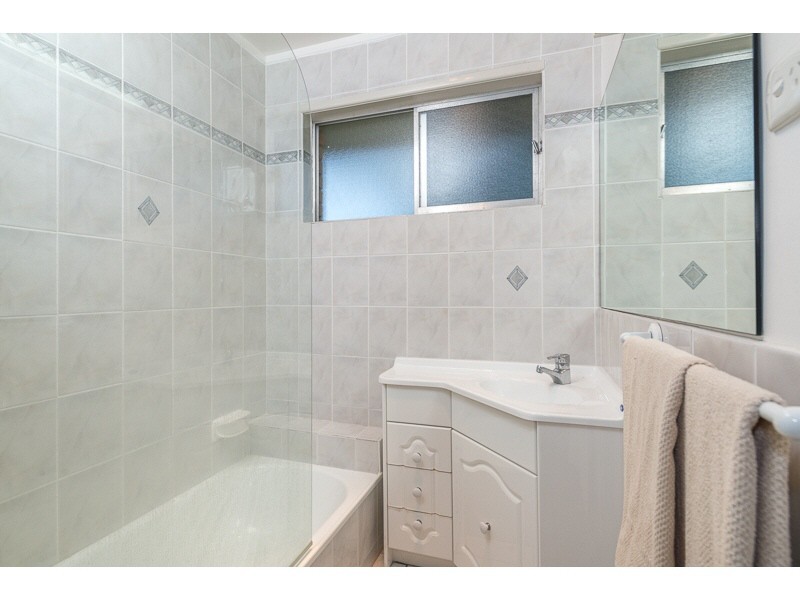 17 Piari St, Kenmore QLD 4069