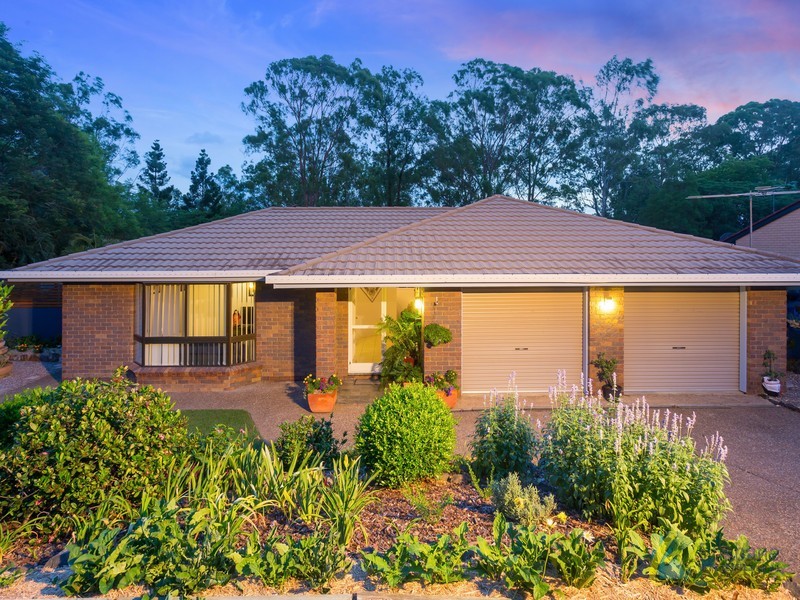 14 Carinya Crescent, Karana Downs QLD 4306