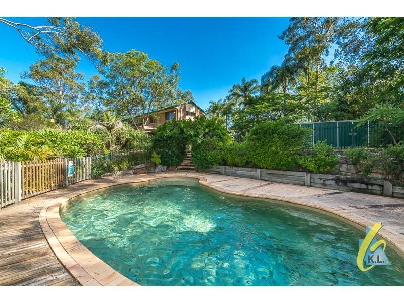 77 Kulmaren Grove, Karana Downs QLD 4306