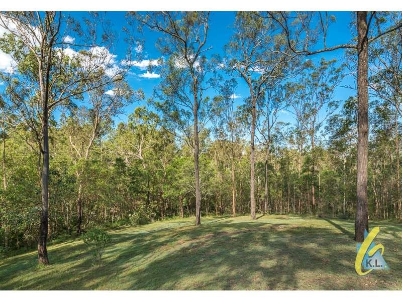 77 Kulmaren Grove, Karana Downs QLD 4306