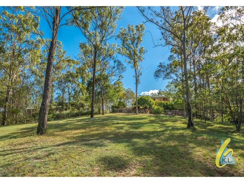 77 Kulmaren Grove, Karana Downs QLD 4306