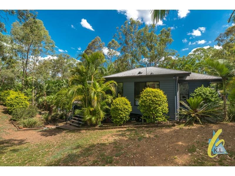 8 Kynuna Ct, Karana Downs QLD 4306