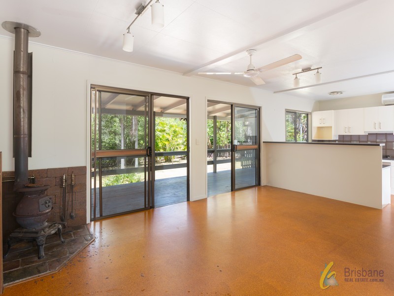 359 Kangaroo Gully Road, Bellbowrie QLD 4070