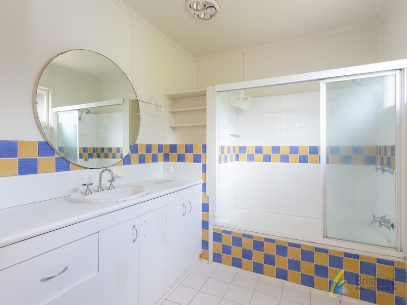 359 Kangaroo Gully Road, Bellbowrie QLD 4070