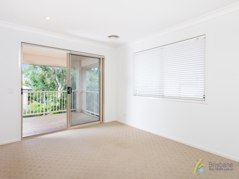 82 Borden Street, Sherwood QLD 4075