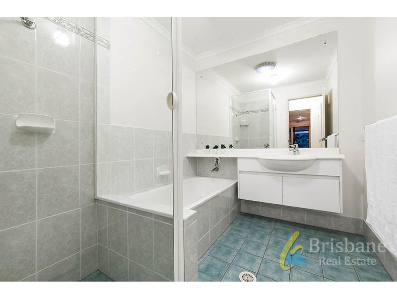 6 Montego Wy, Forest Lake QLD 4078
