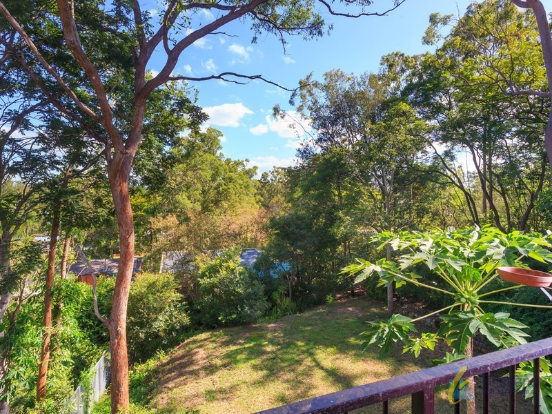 153 Jesmond Rd, Indooroopilly QLD 4068