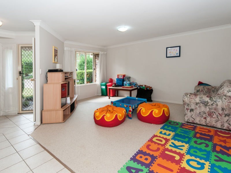 1 Darling St, Karalee QLD 4306