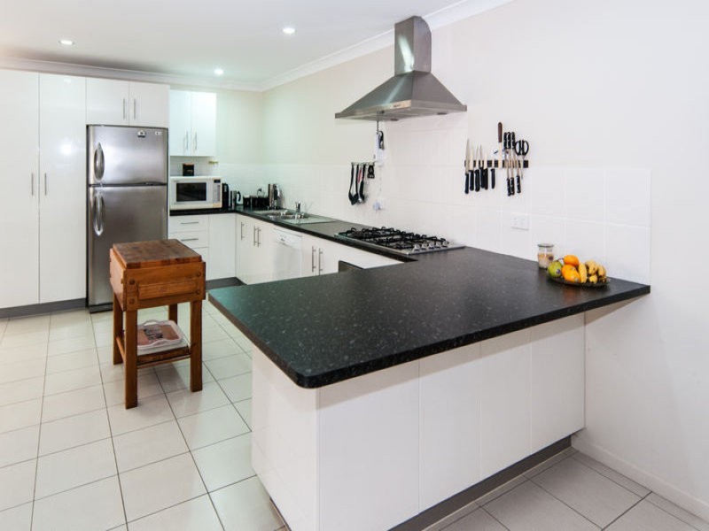 1 Darling St, Karalee QLD 4306