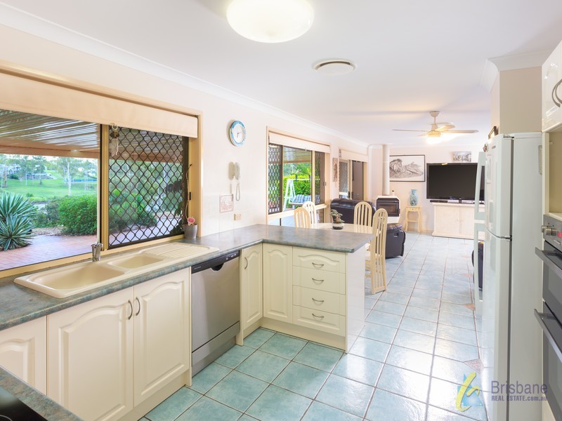 7 Curlew Place, Riverhills QLD 4074