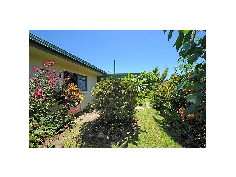 9 Ngama St, Wurtulla QLD 4575